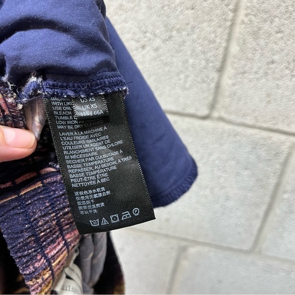 Urban Outfitters Sunburst Shorts - Picture 6 of 6